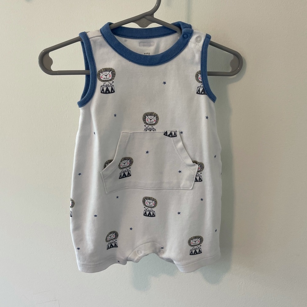 Baby gap shorty one piece